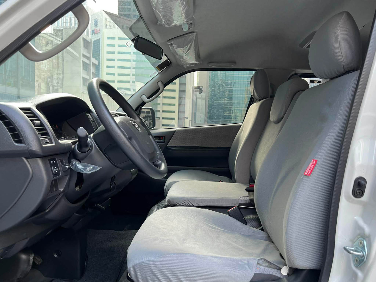 2018 Toyota HiAce GL Grandia 3.0, Automatic, Diesel