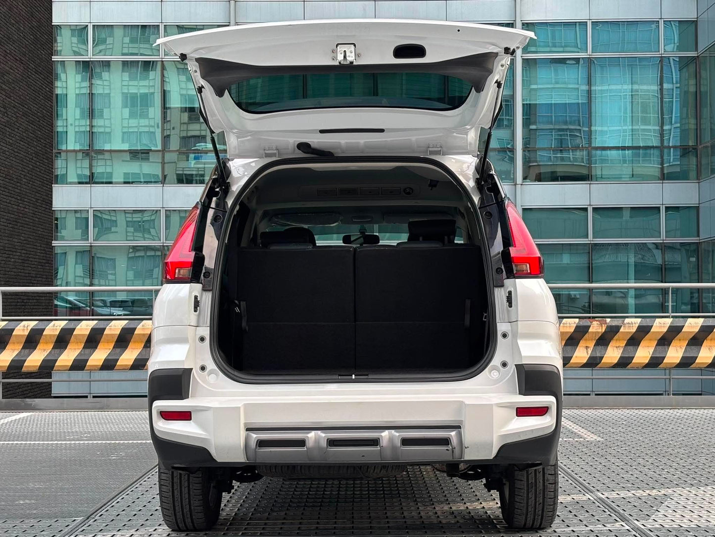 2024 Mitsubishi Xpander Cross 1.5, Automatic, Gas
