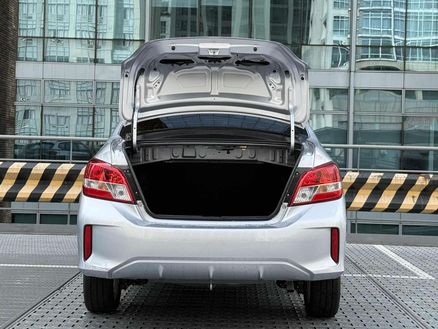 2025 Mitsubishi Mirage G4 GLX 1.2, Automatic, Gas