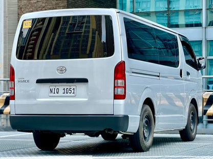 2023 Hiace Commuter 3.0 Decontent, Manual, Diesel