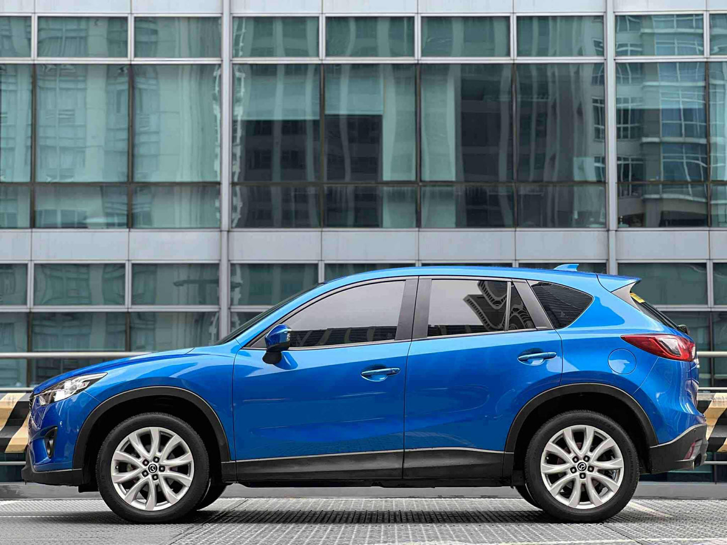 2013 Mazda CX5 AWD 2.5, Automatic, Gas