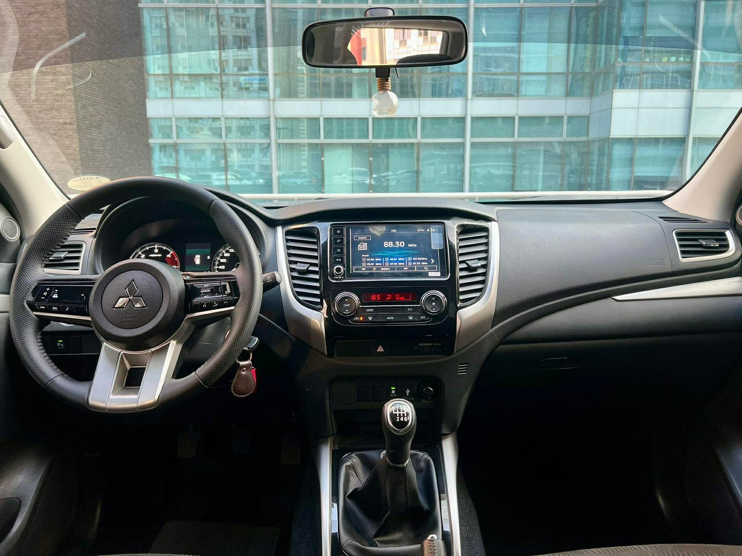 2025 Mitsubishi Montero GLX, Manual, Diesel