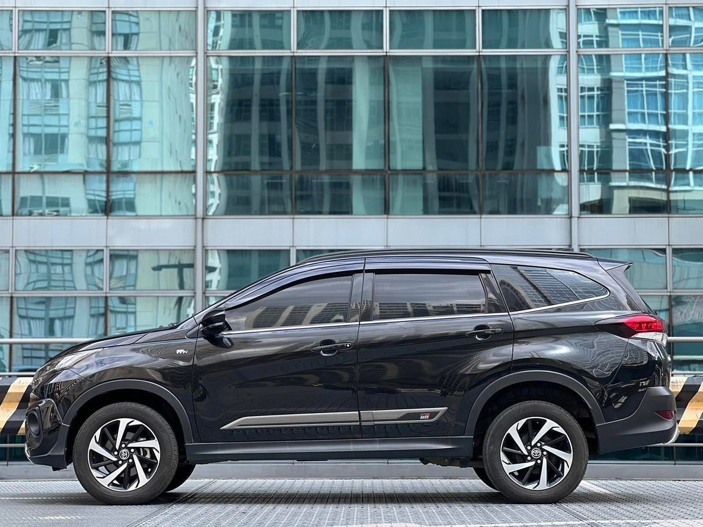 2023 Toyota Rush G-GRS, Automatic, Gas