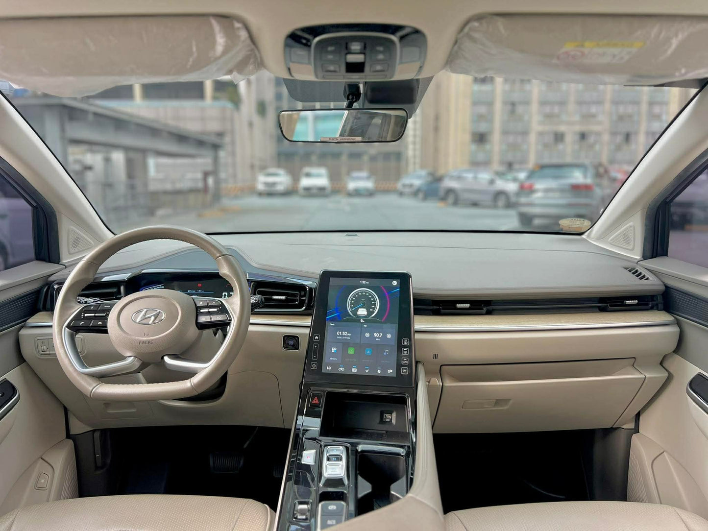 2024 Hyundai Custin 1.5T Premium, Automatic, Gas