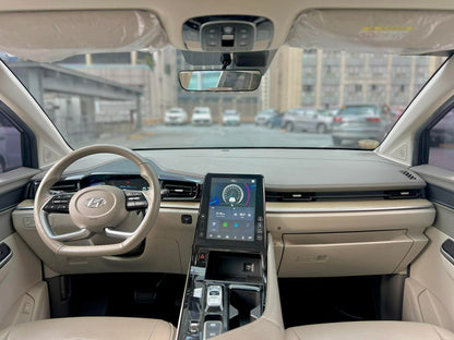 2024 Hyundai Custin 1.5T Premium, Automatic, Gas