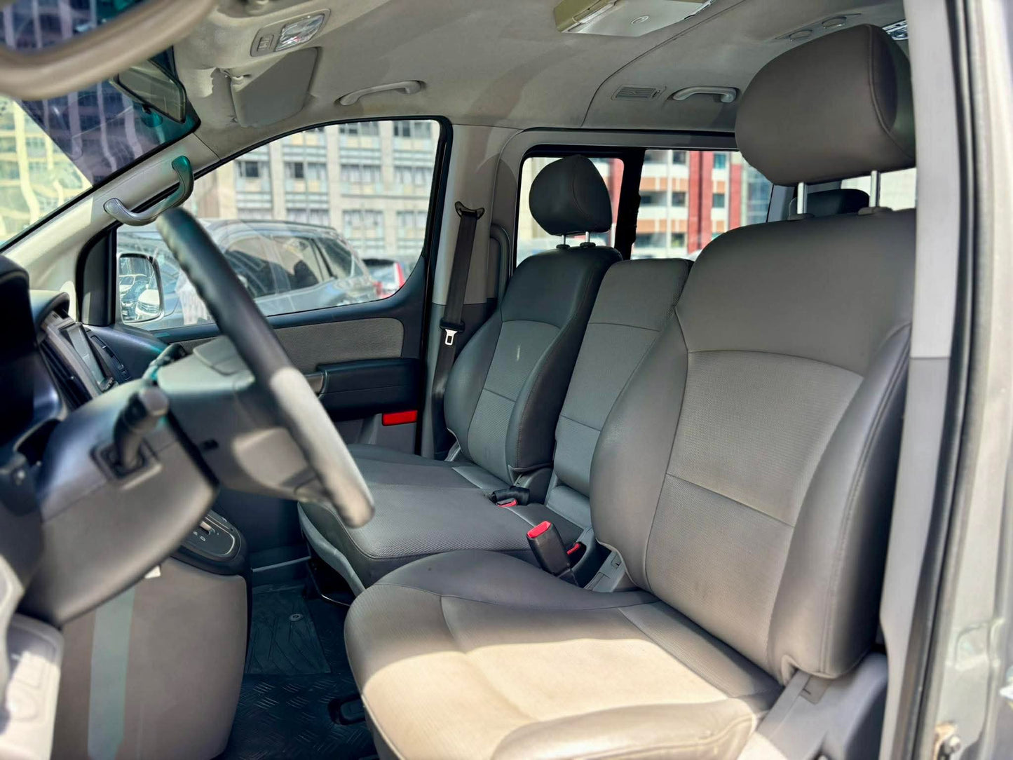 2011 Hyundai Grand Starex CVX 2.5, Automatic, Diesel