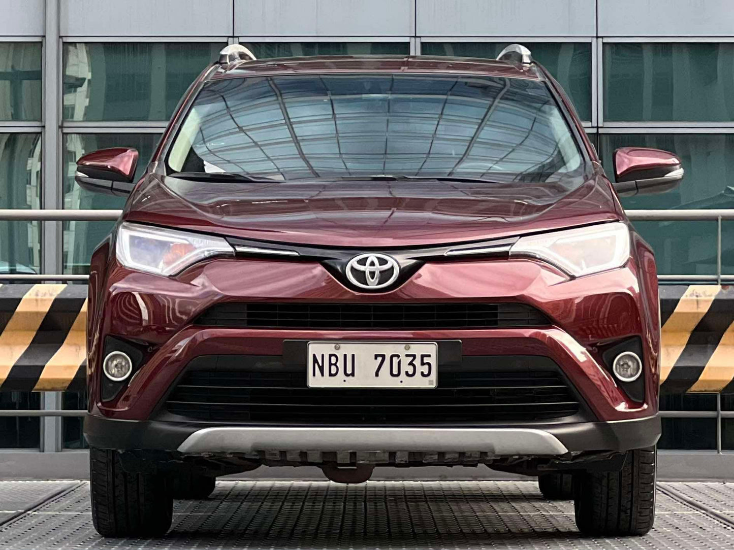 2017 Toyota Rav4 Active 4x2, Automatic, Gas