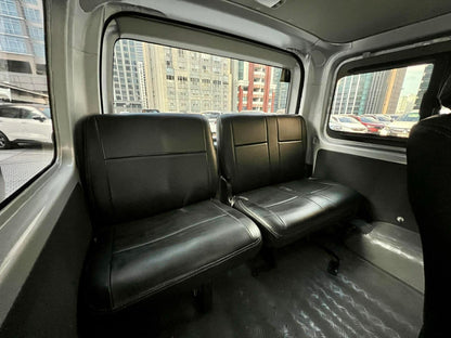 2025 Toyota HiAce Commuter 3.0, Manual, Diesel