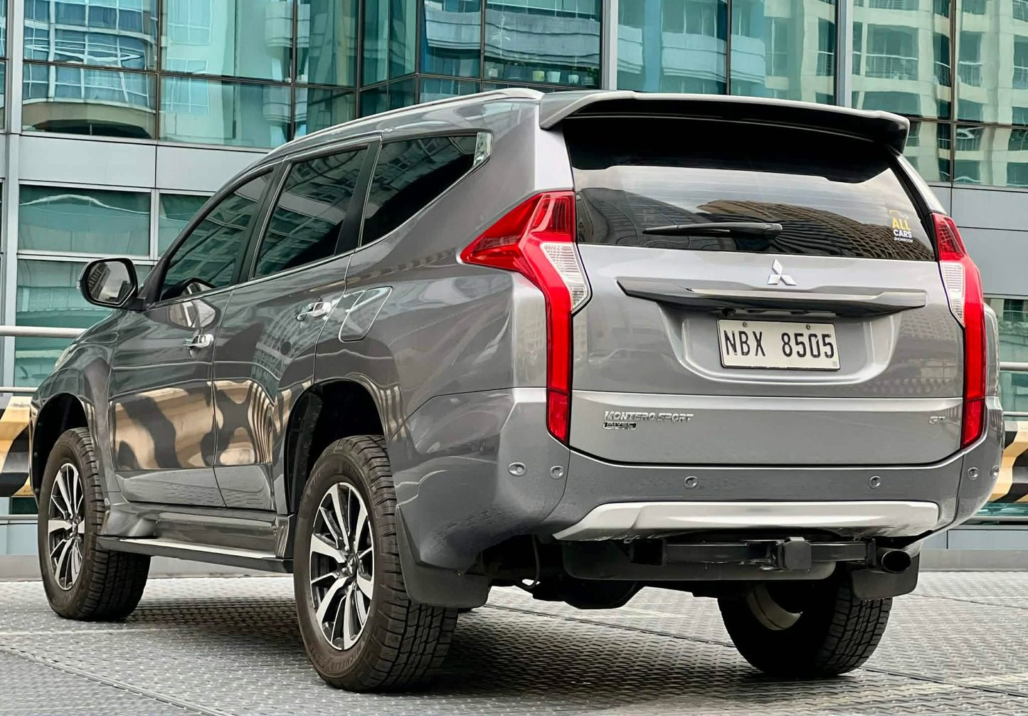 2016 Mitsubishi Montero 4x4 GT, Automatic, Diesel