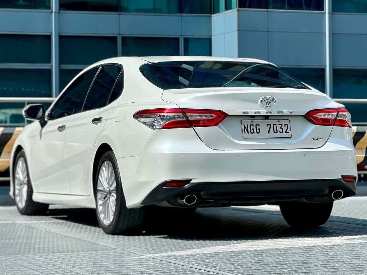 2020 Toyota Camry 2.5 V, Automatic, Gas