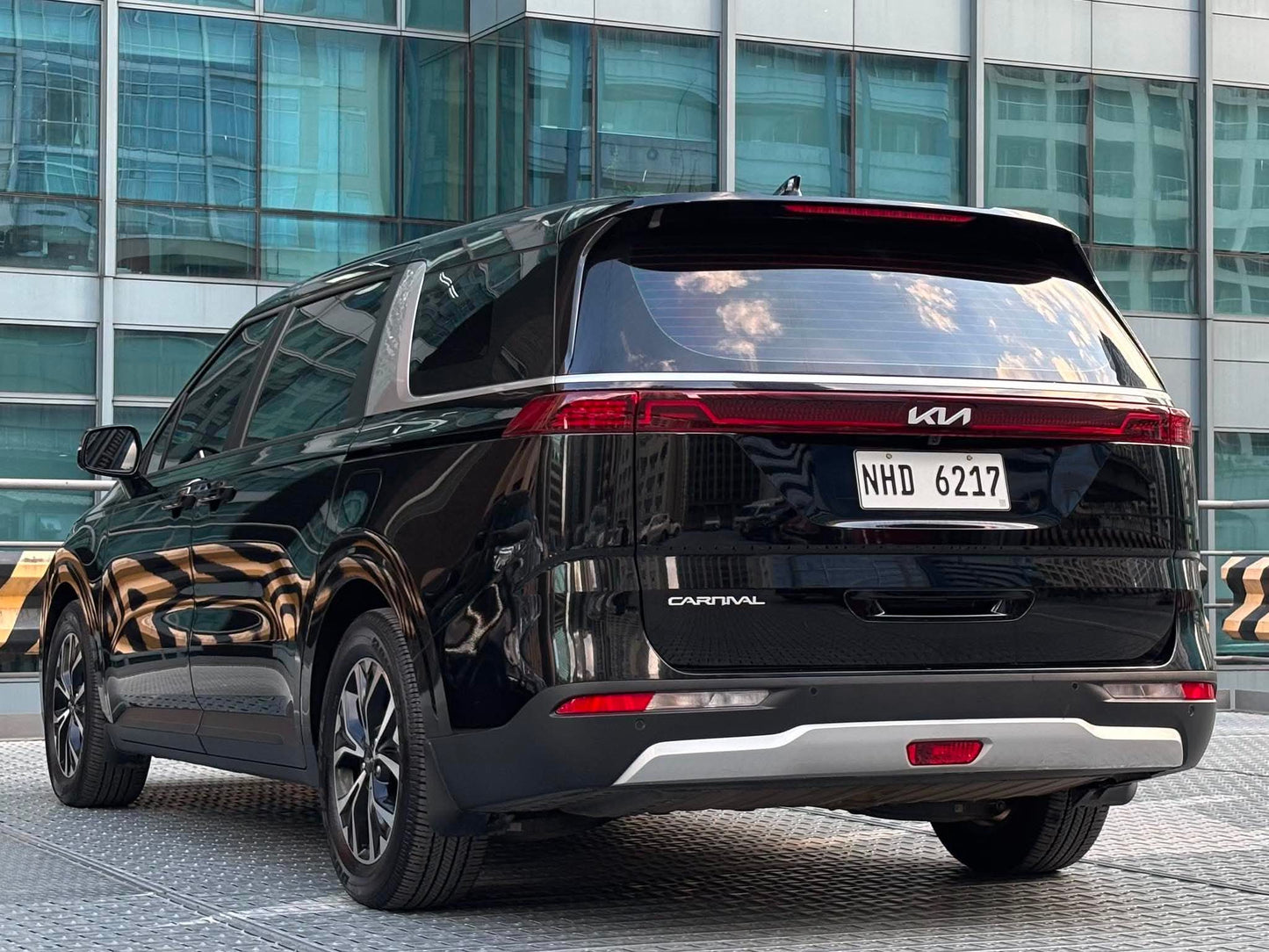 2023 Kia Carnival 2.2 EX, Automatic, Diesel