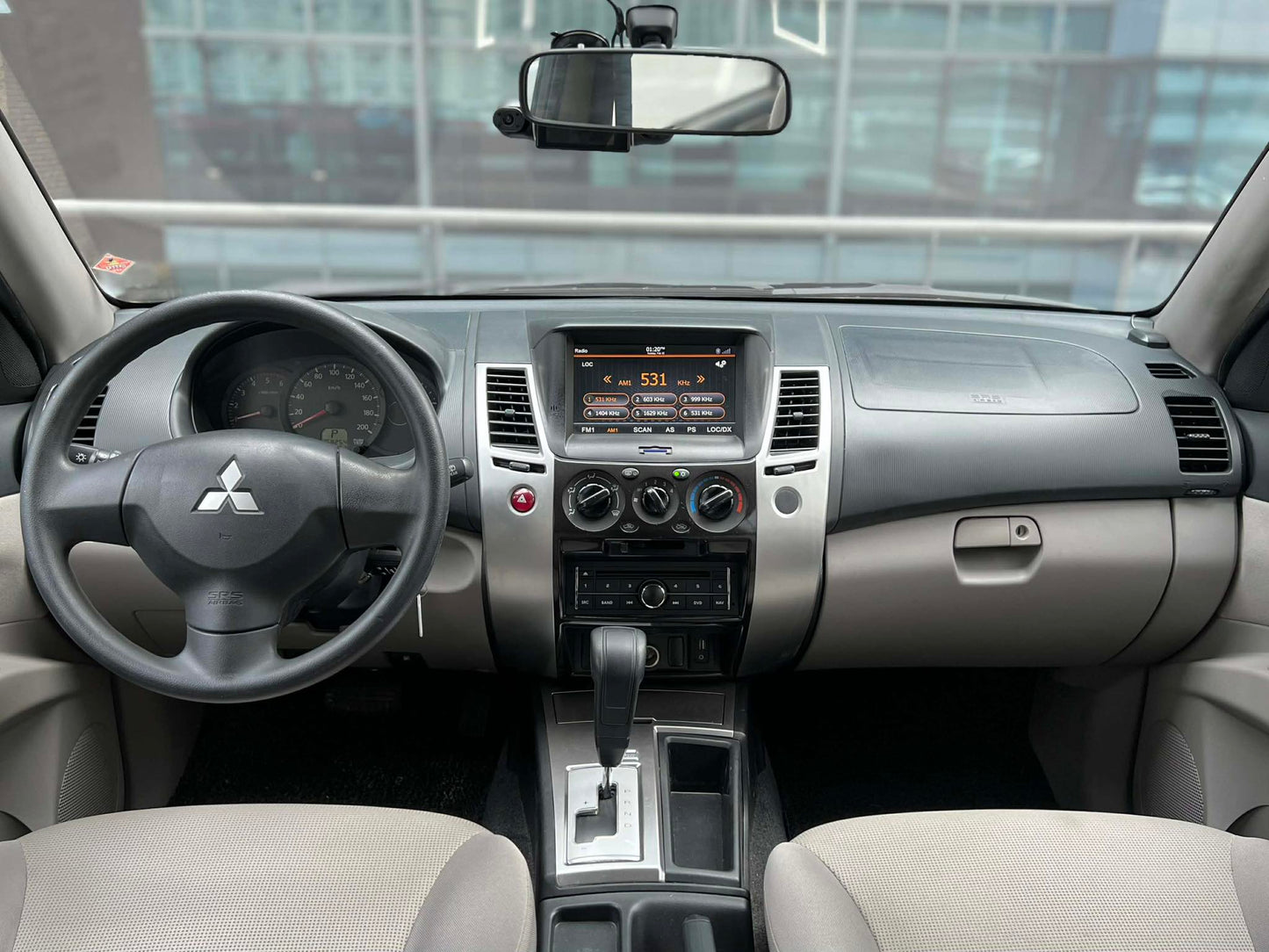 2015 Mitsubishi Montero 2.5 GLX, Automatic, Diesel