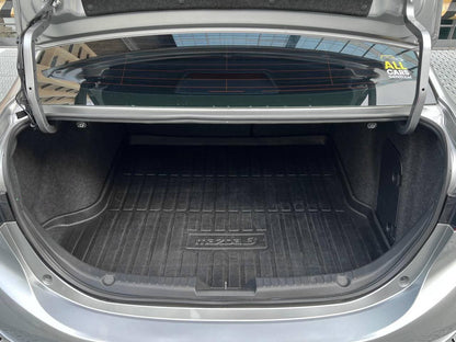 2016 Mazda 3 2.0 R, Automatic, Gas
