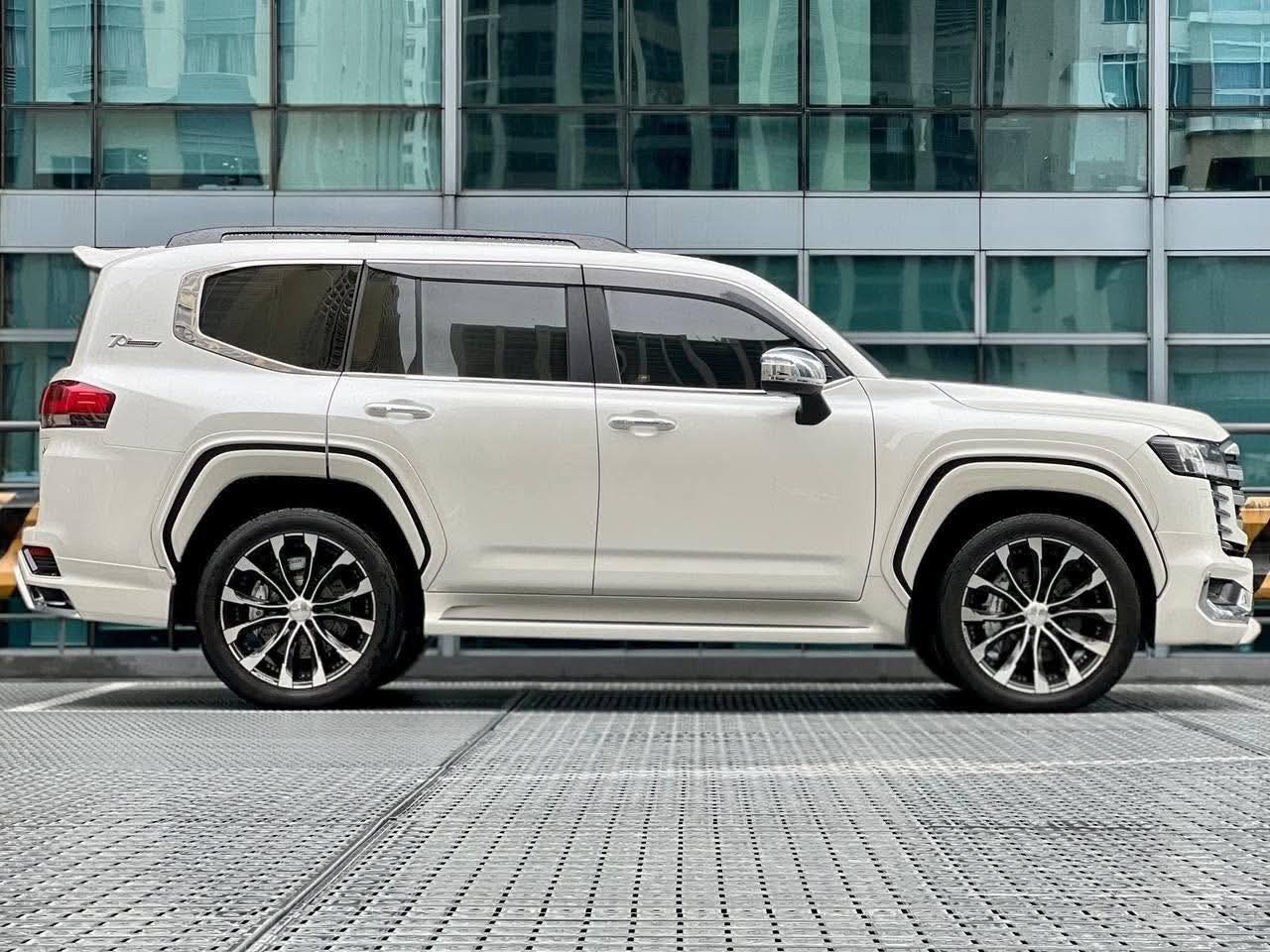 2022 Toyota Landcruiser LC300 3.3 4x4, Automatic, Diesel