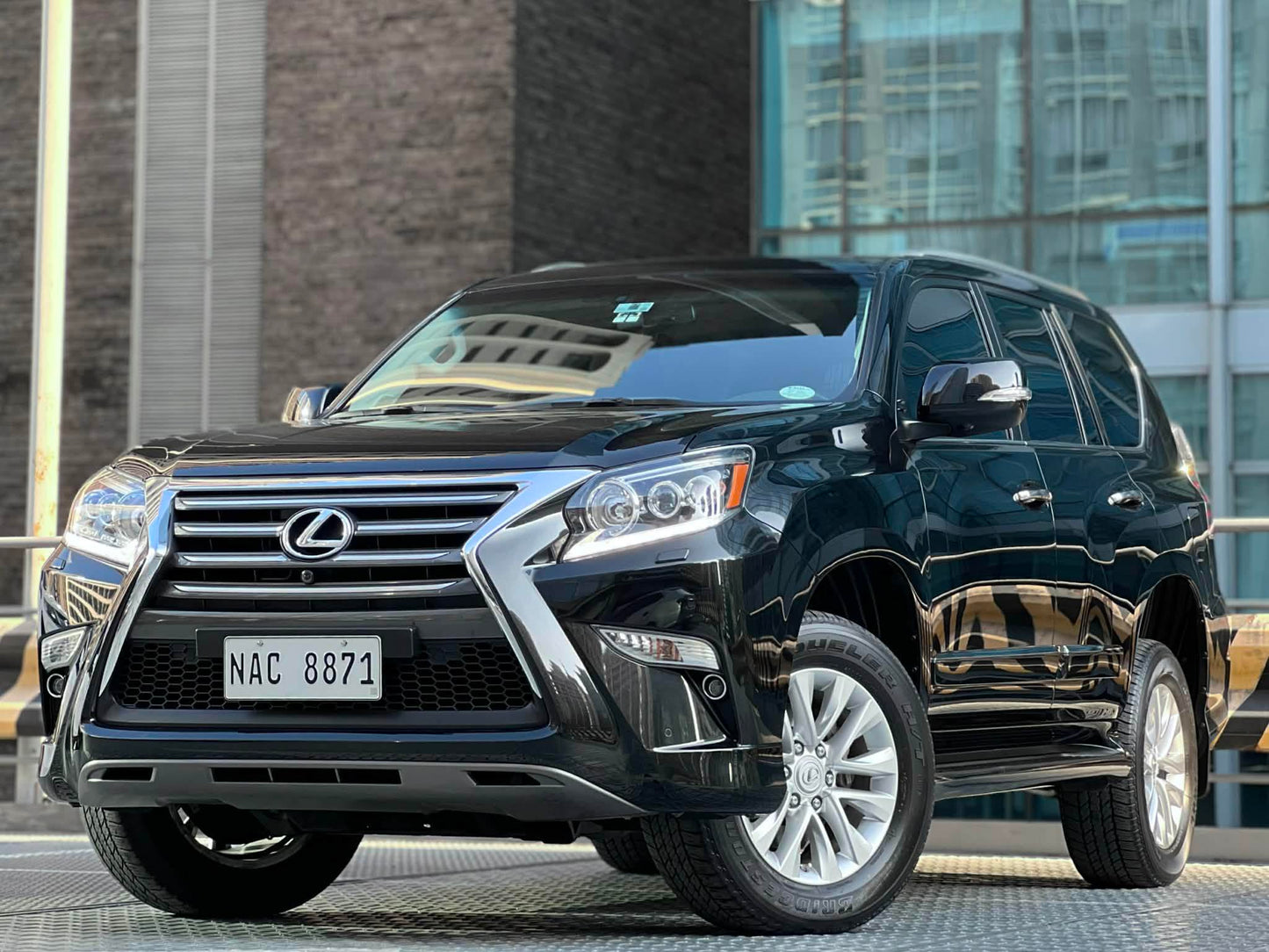 2017 Lexus GX460 4.6 V8, Automatic, Gas