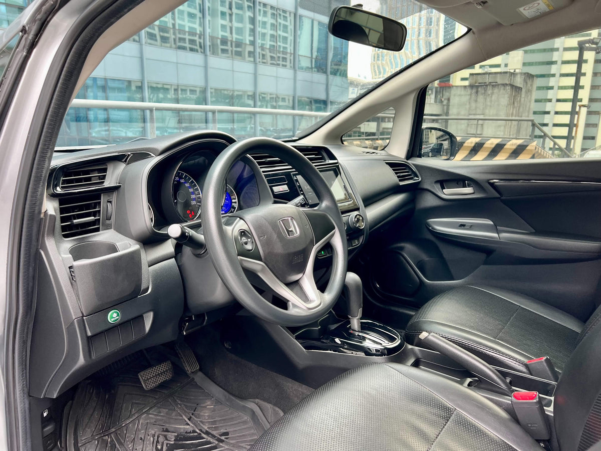 2018 Honda Jazz XV Navi 1.5,  Automatic, Gas