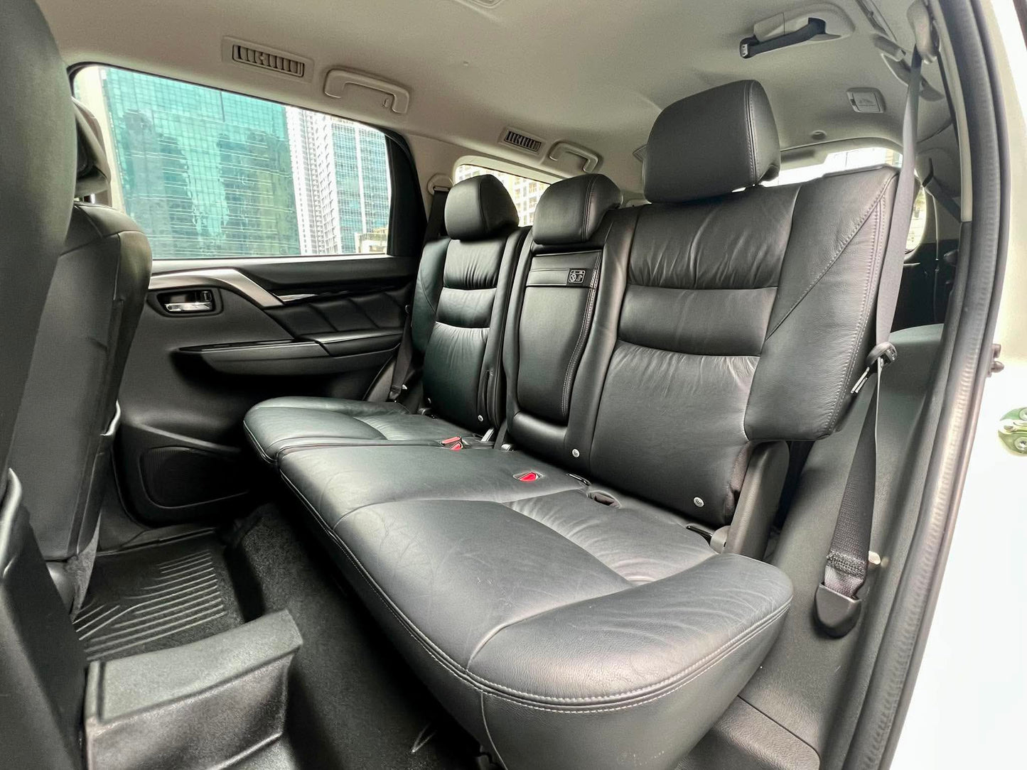 2017 Mitsubishi Montero GLS Premium 2.5, Automatic, Diesel