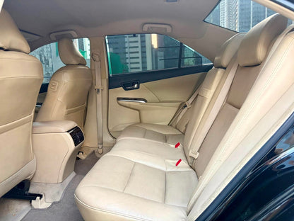 2018 Toyota Camry 2.5 V, Automatic, Gas
