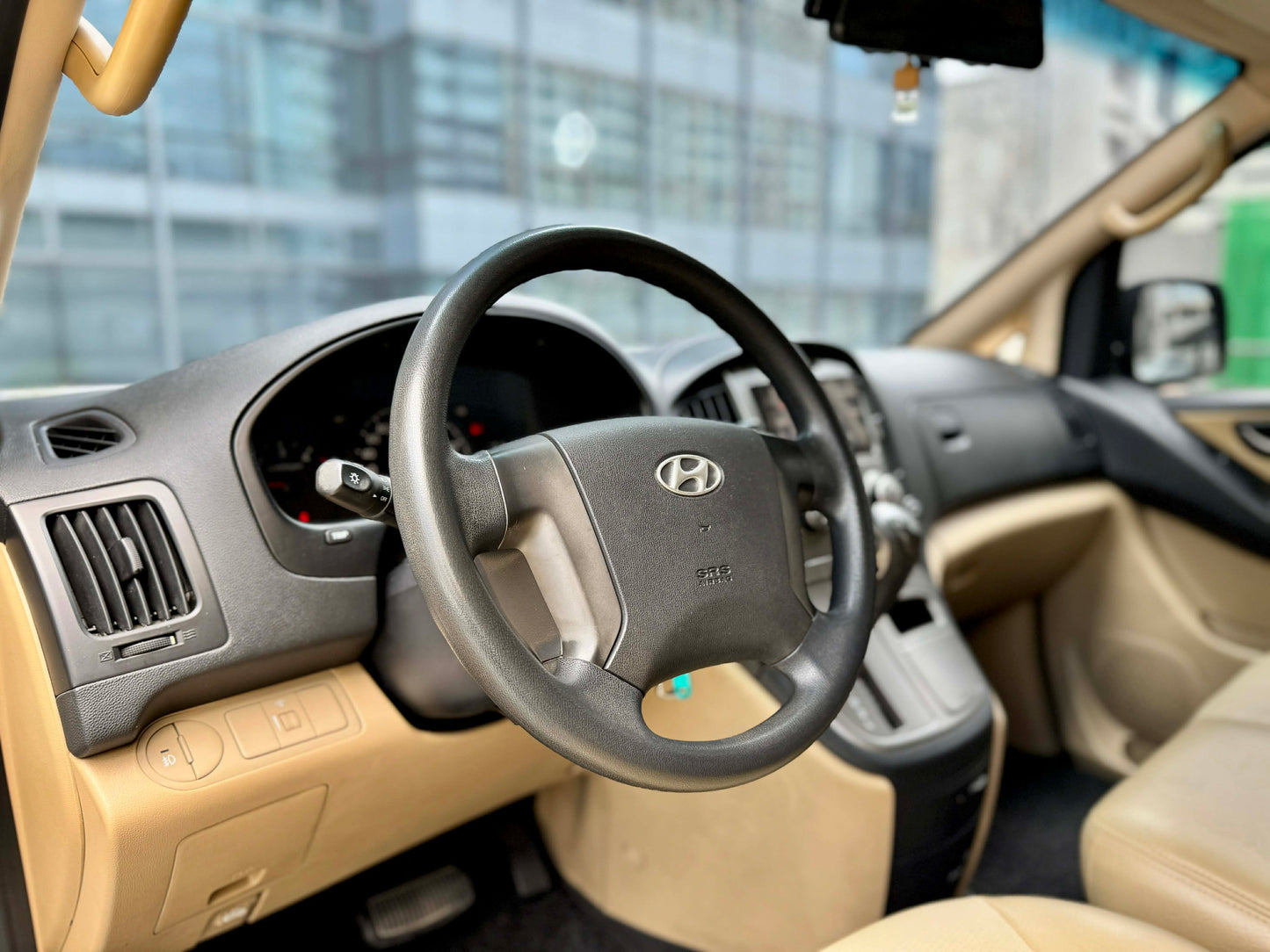 2012 Hyundai Grand Starex 2.5, Automatic, Diesel