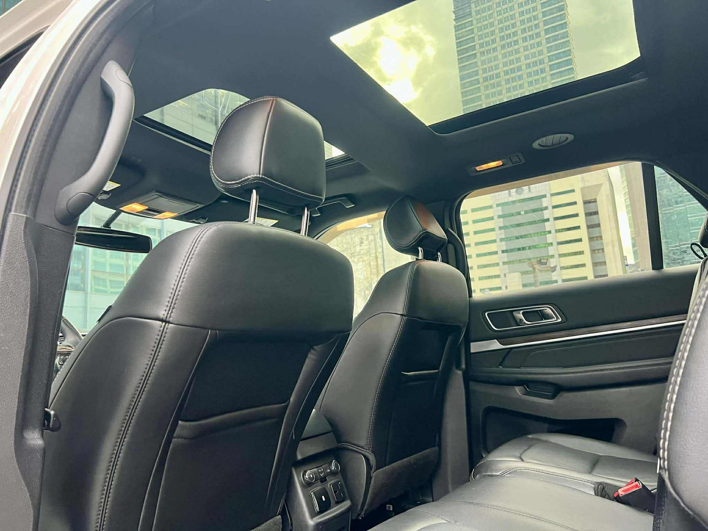 2017 Ford Explorer 2.3 Ecoboost Limited 4x2, Automatic, Gas