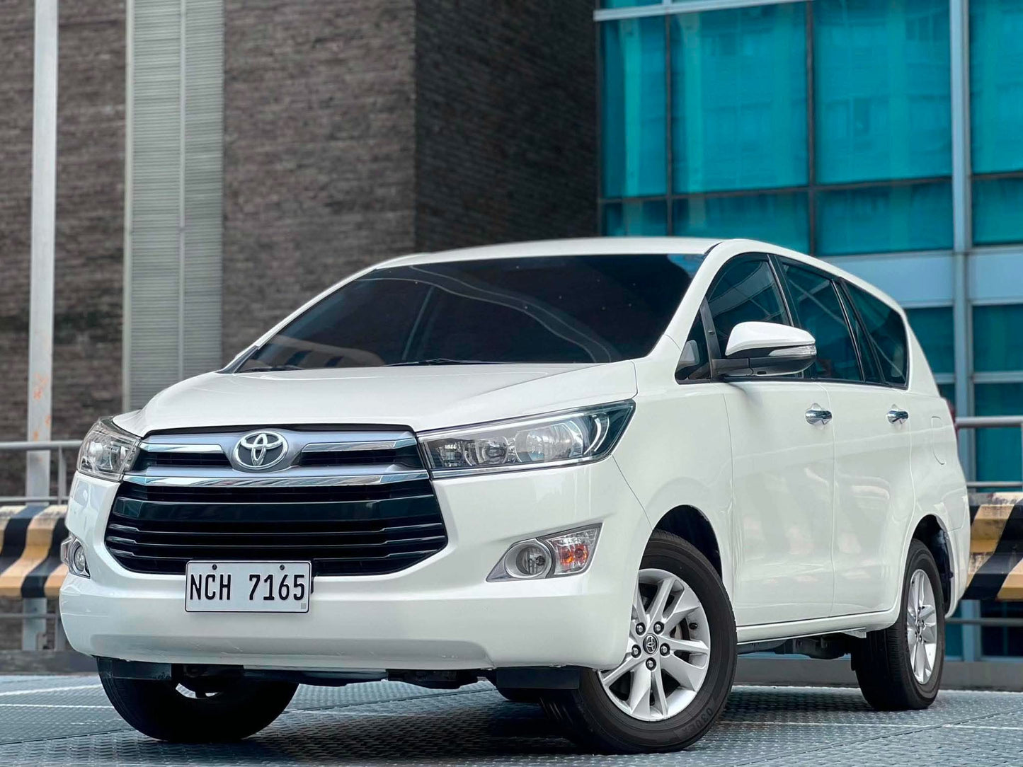 2016 Toyota Innova 2.0 G, Automatic, Gas
