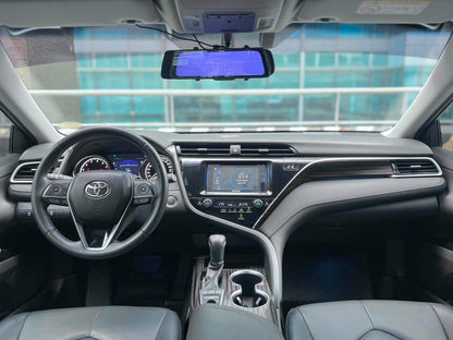 2019 Toyota Camry 2.5 V, Automatic, Gas
