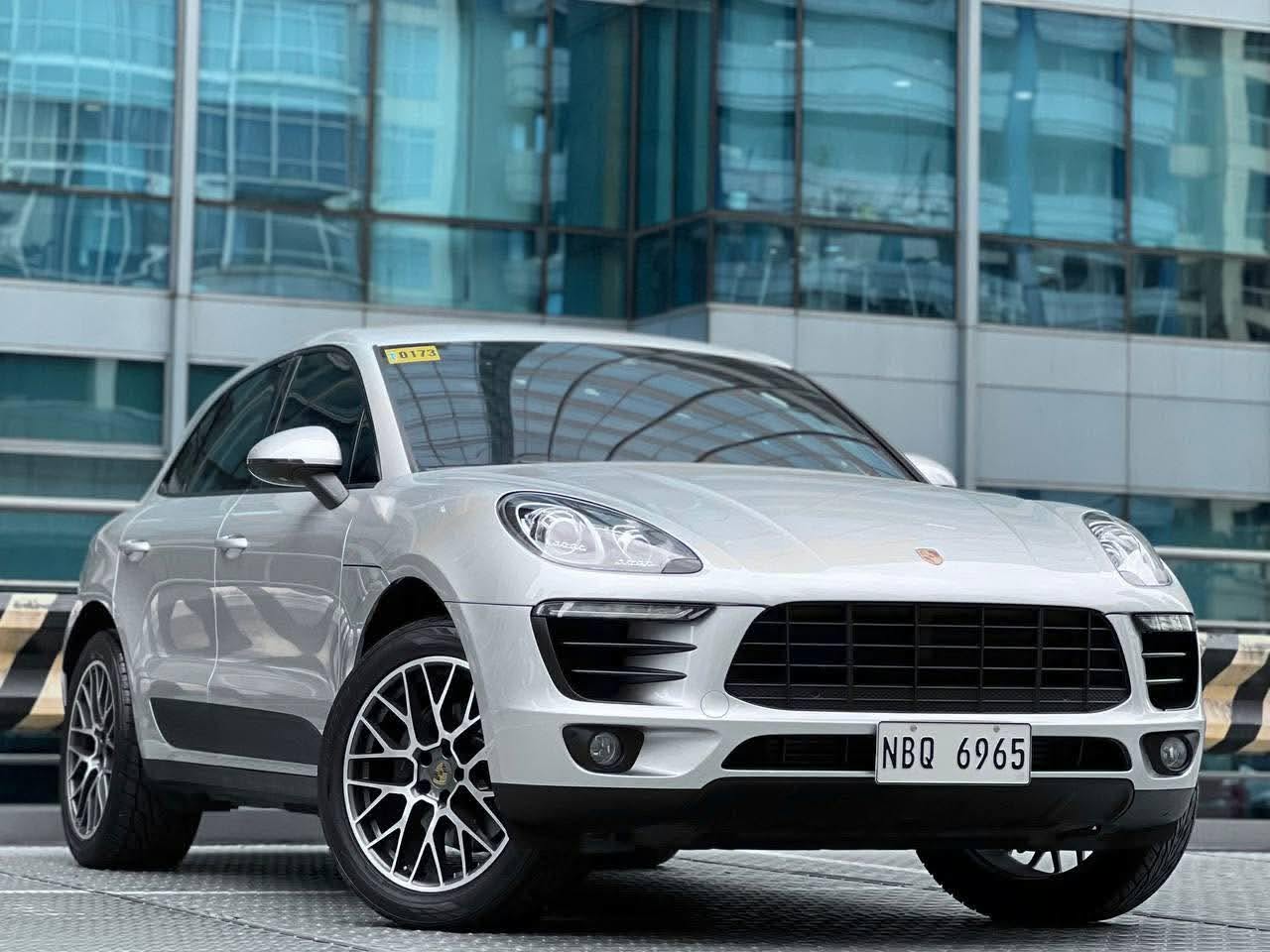 2019 Porsche Macan 2.0T Turbo, Automatic, Gas