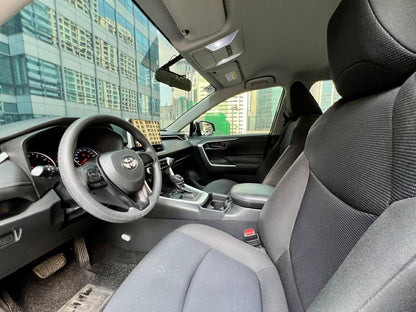 2019 Toyota Rav 4 4x2,  Automatic, Gas