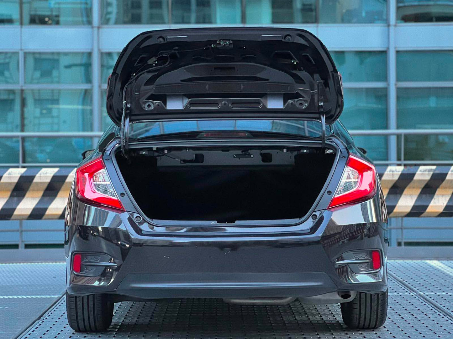 2017 Honda Civic 1.8 E CVT, Automatic, Gas