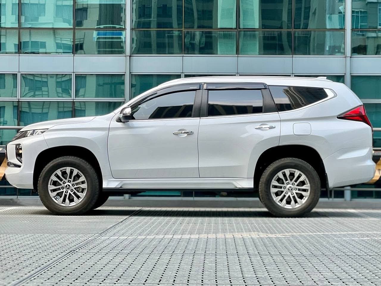 2022 Mitsubishi Montero Sport 4x2 GLX, Manual, Diesel