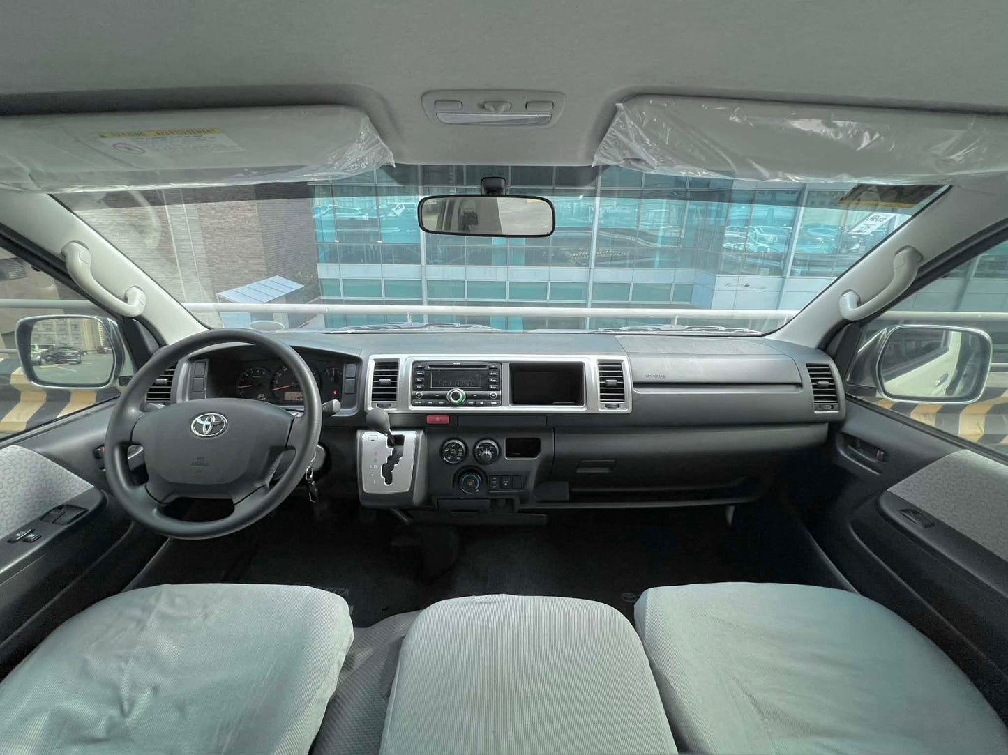 2018 Toyota HiAce GL Grandia 3.0, Automatic, Diesel