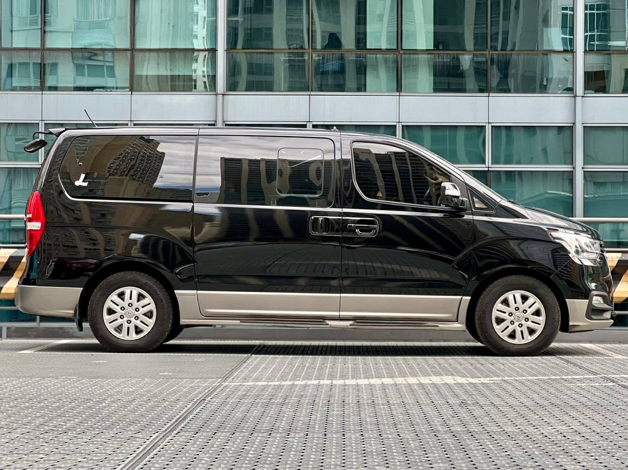 2020 Hyundai Starex 2.5 Gold, Automatic, Diesel