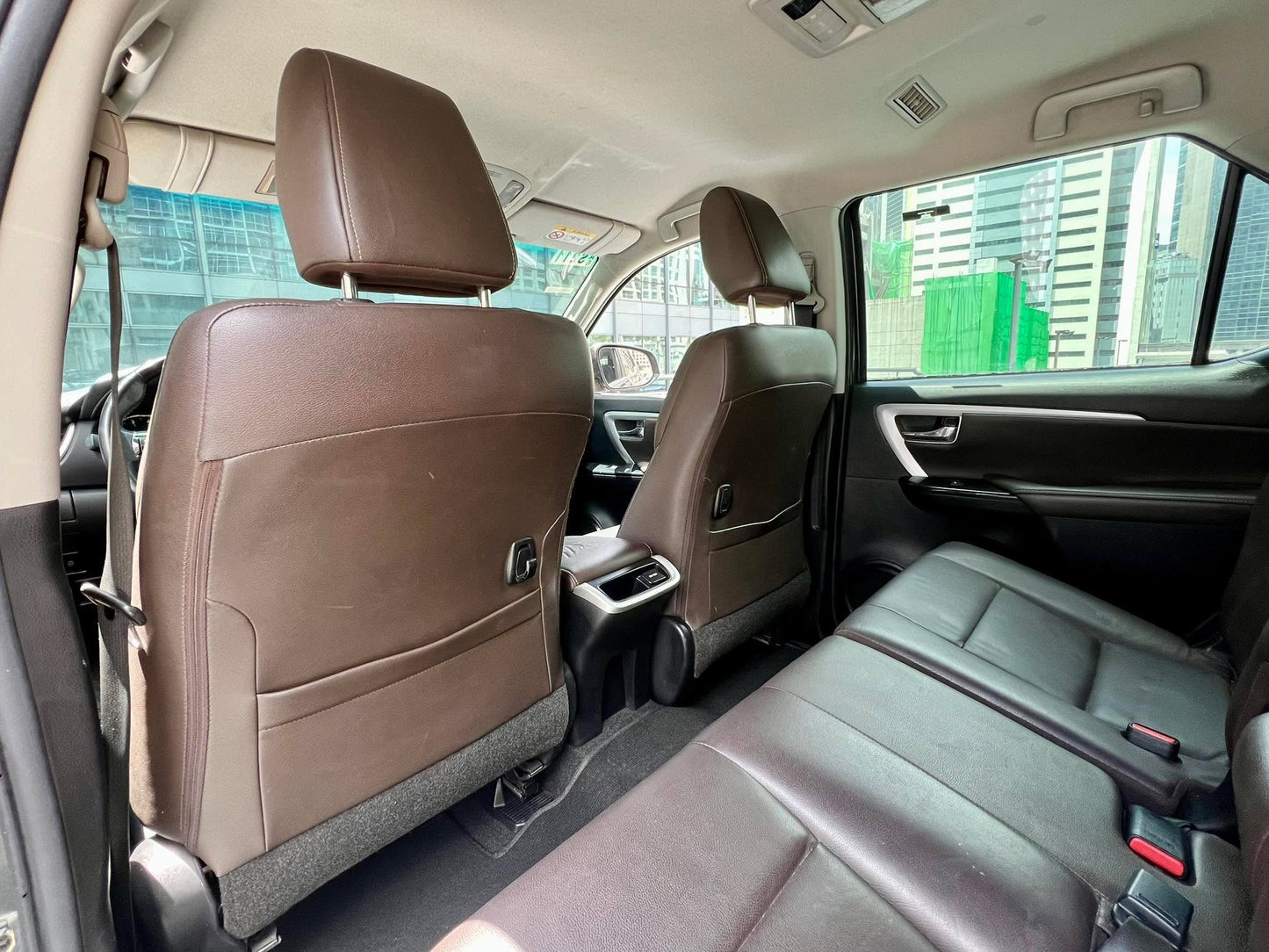 2018  Toyota Fortuner V 4x2 2.4, Automatic, Diesel