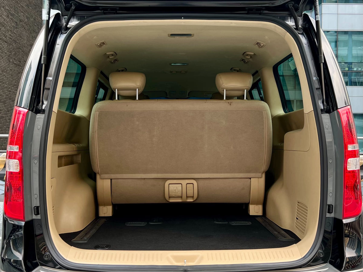 2018 Hyundai Grand Starex 2.5, Automatic, Diesel