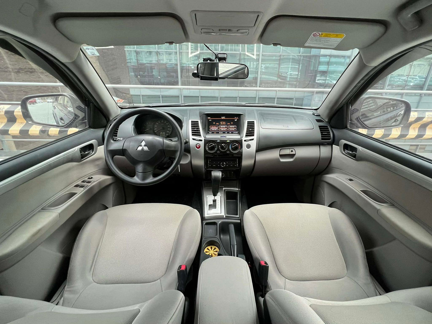 2015 Mitsubishi Montero 2.5 GLX, Automatic, Diesel