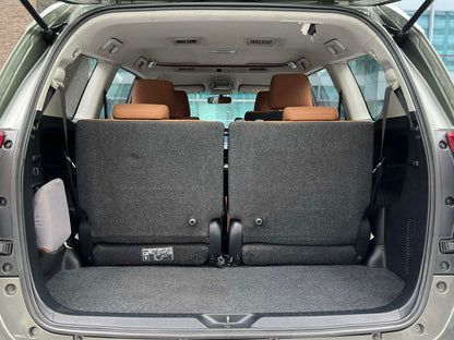 2017 Toyota Innova 2.8 V, Automatic, Diesel