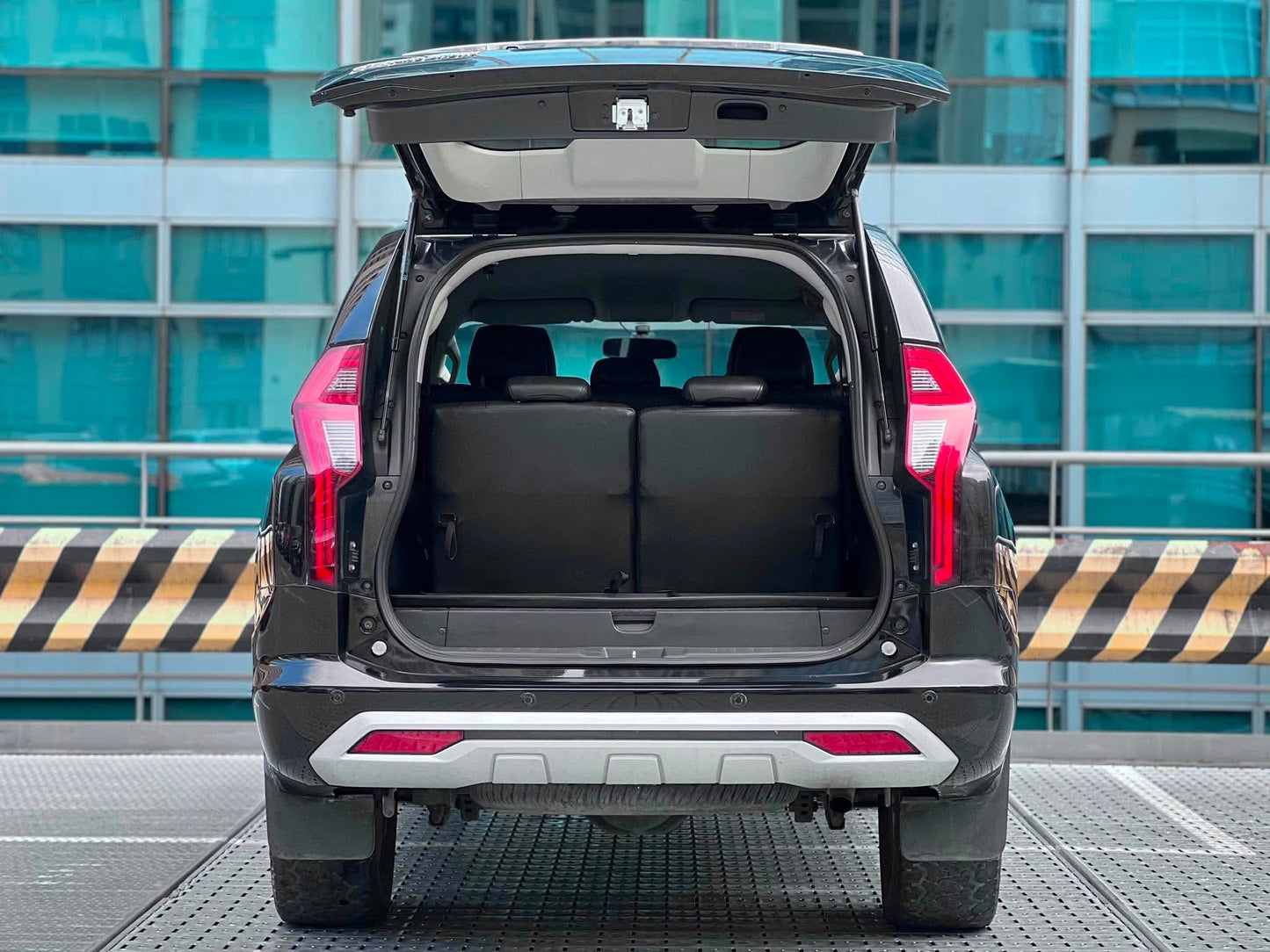 2020 Mitsubishi Montero Sport GLS,Automatic Diesel