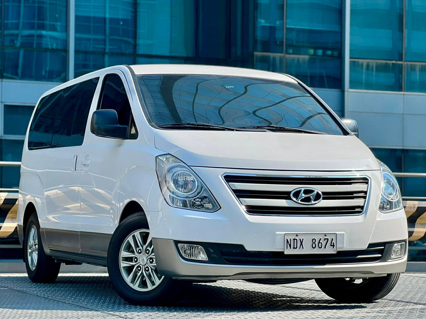 2016 Hyundai Grand Starex 2.5, Automatic, Diesel