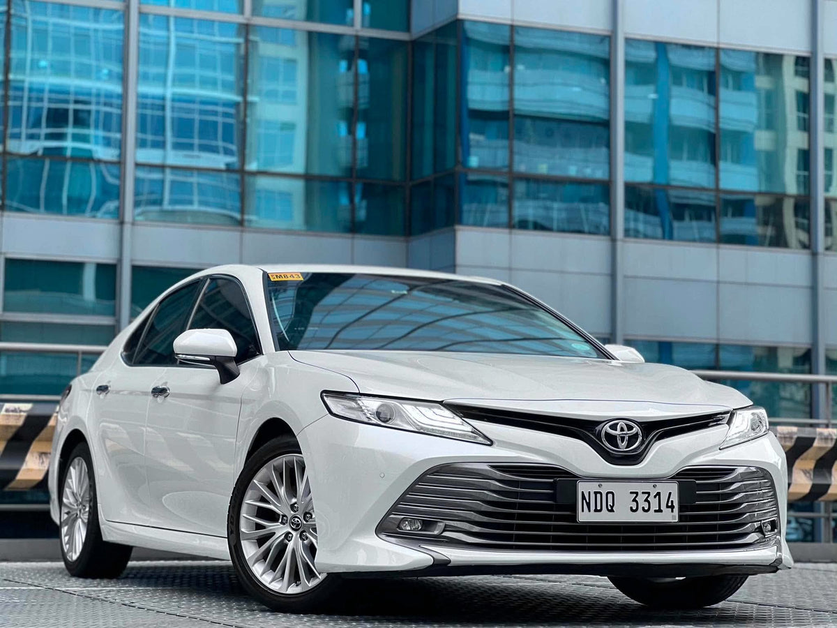 2019 Toyota Camry 2.5 V, Automatic, Gas