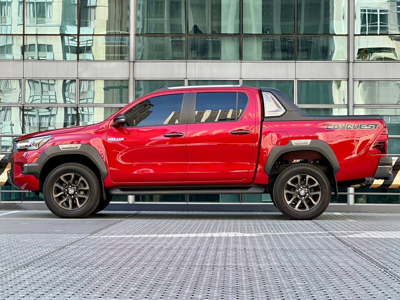 2024 Toyota Hilux 2.4 V 4x2 Conquest, Automatic, Diesel