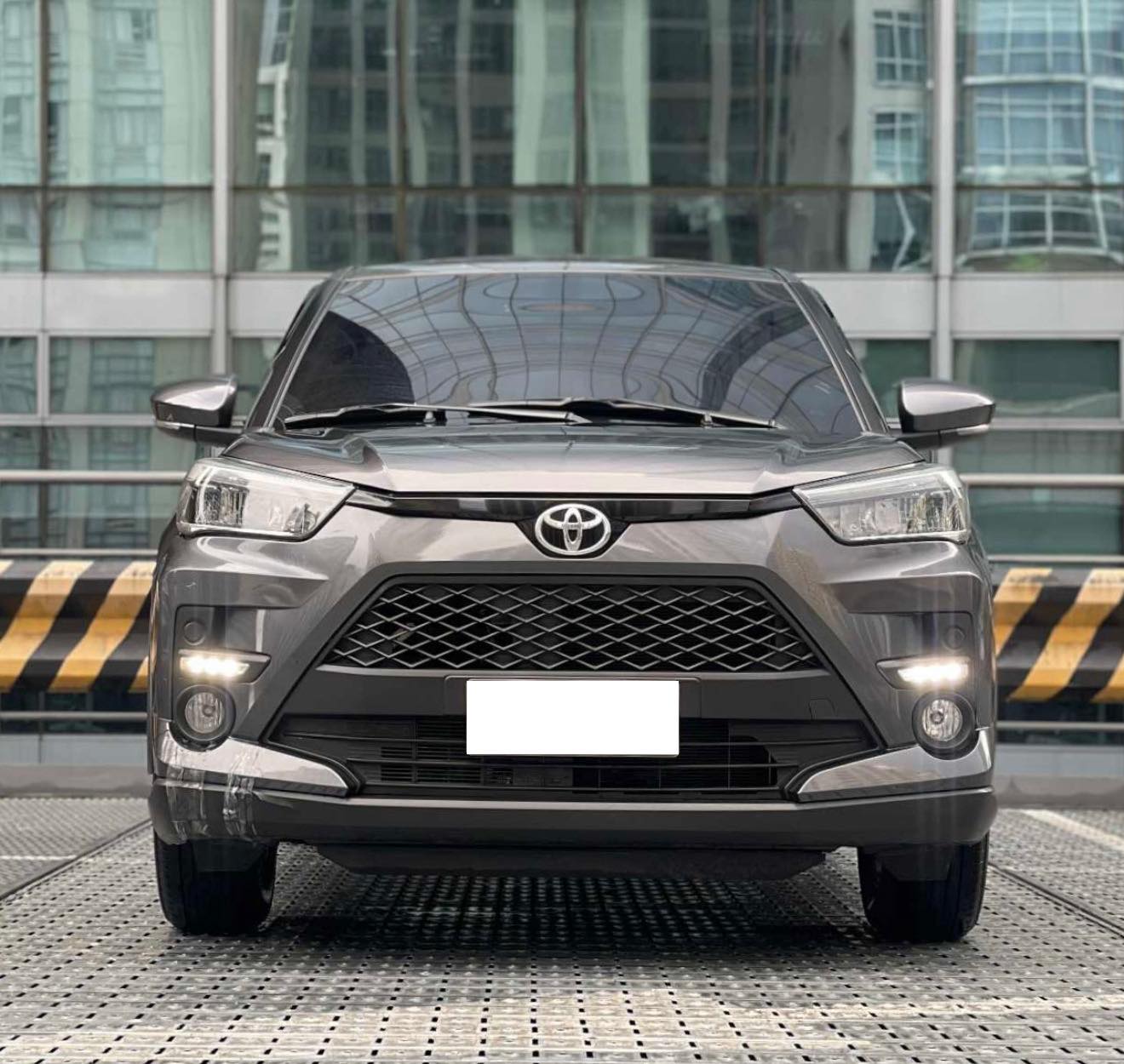 2022 Toyota Raize 1.2G CVT, Automatic, Gas