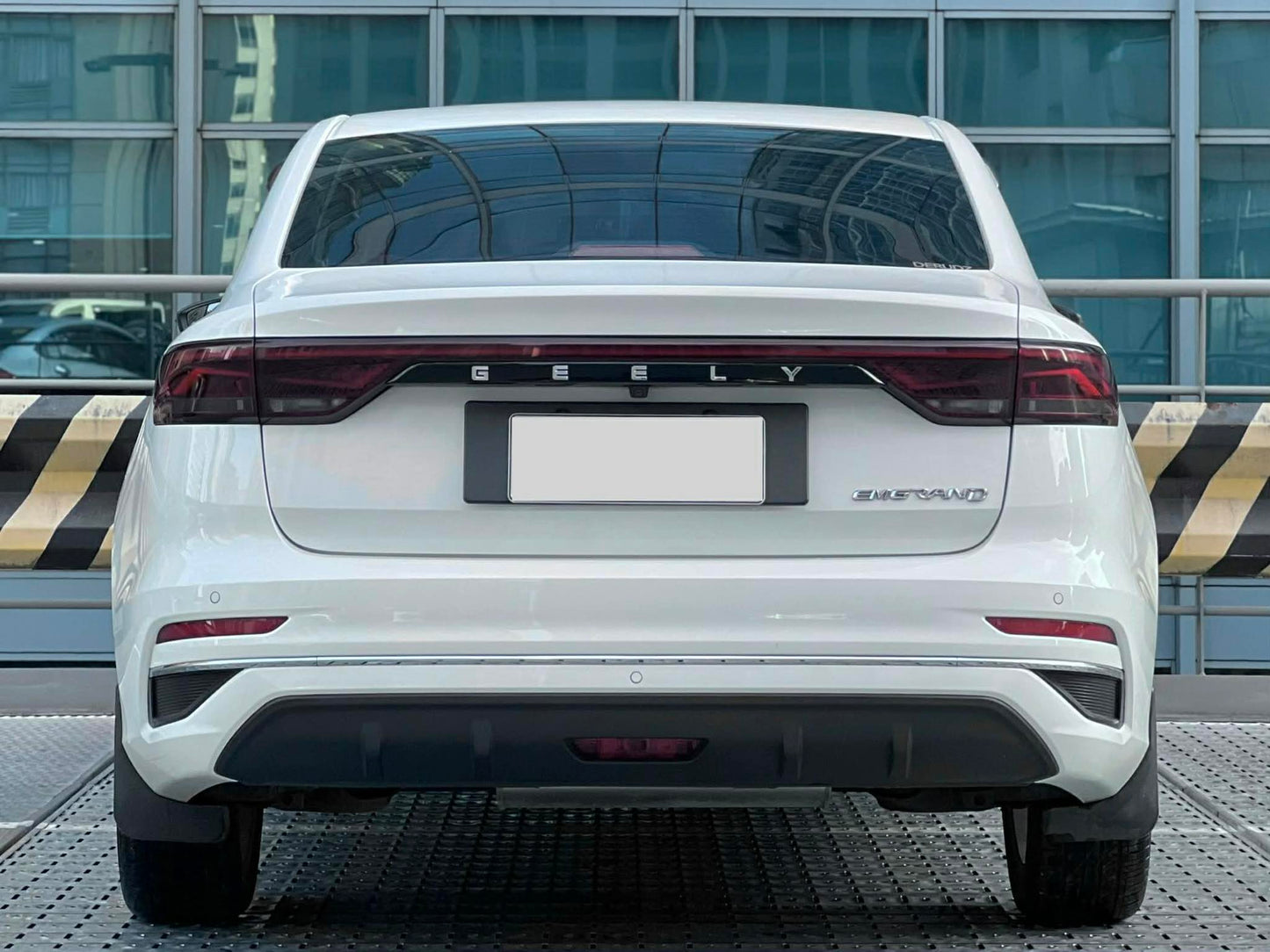 2023 Geely Emgrand Premium 1.5, Automatic, Gas