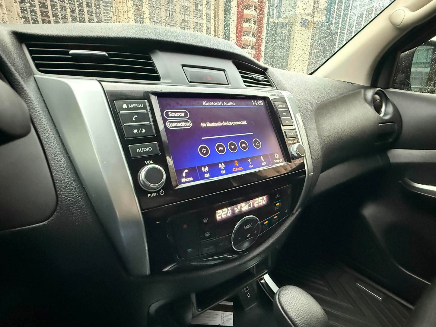 2023 Nissan Navara 2.5 VE, Automatic, Diesel