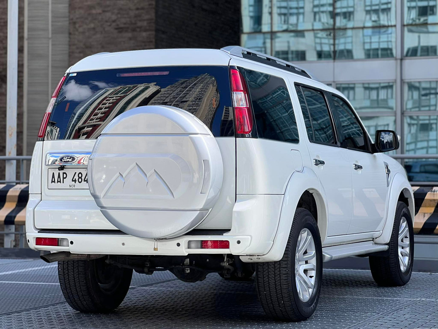 2014 Ford Everest 2.5L 4x2, Automatic, Diesel