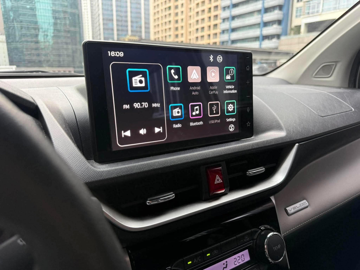 2022 Toyota Veloz 1.5 V CVT, Automatic, Gas