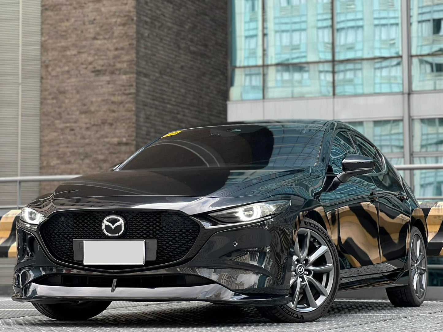 2022 Mazda 3 2.0 Premium Sportback, Automatic, Gas