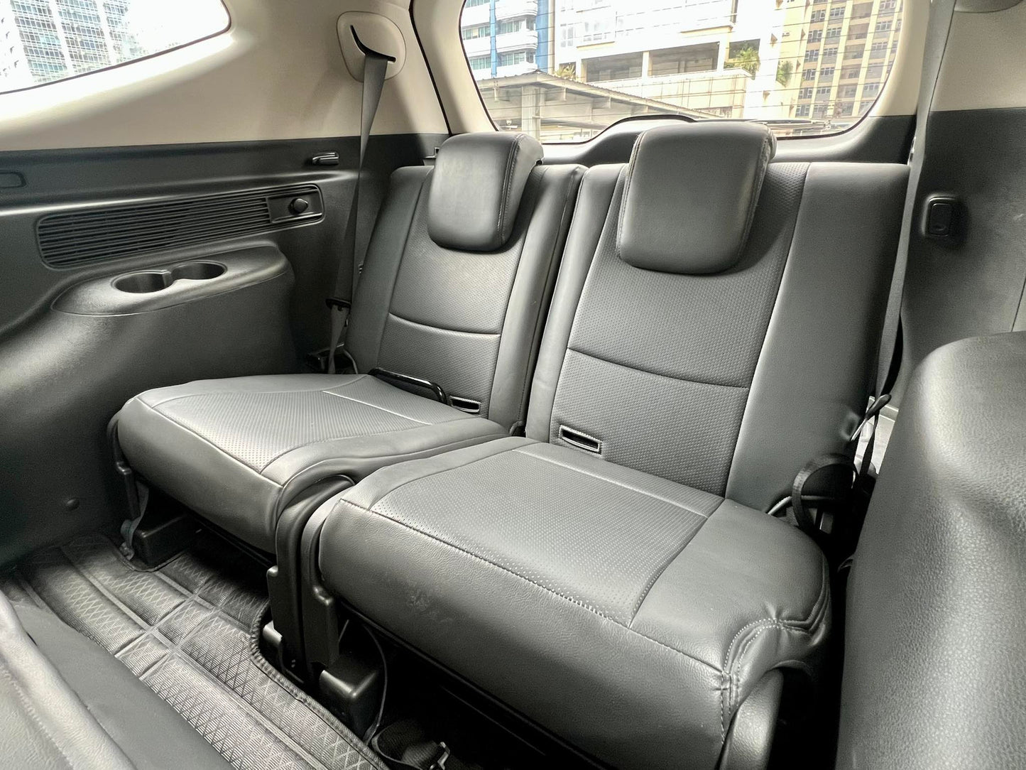 2020 Mitsubishi Montero GLX 2.5, Manual, Diesel