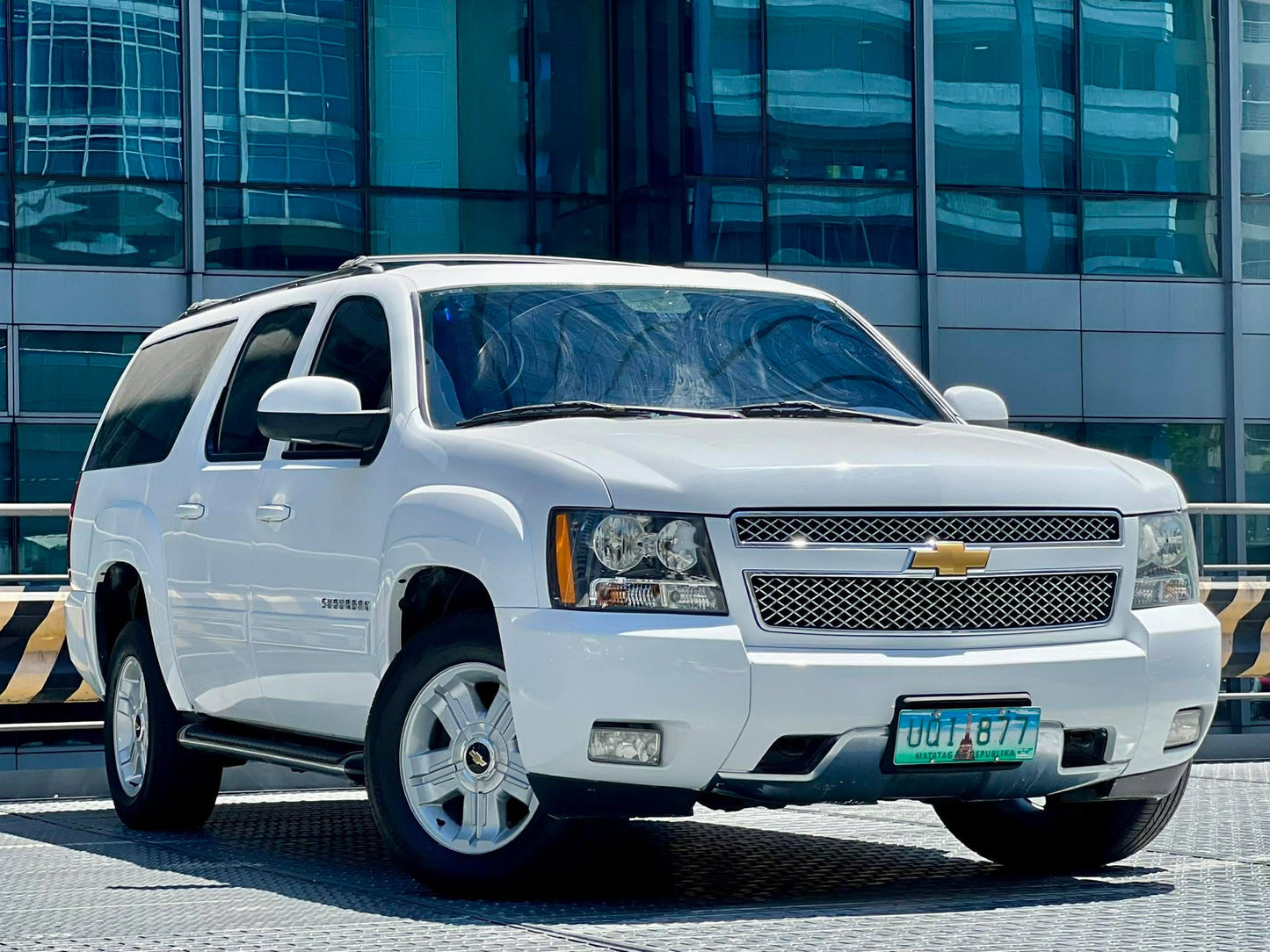 2012 Chevrolet Suburban 4x4  V8 Z71 5.3, Automatic, Gas