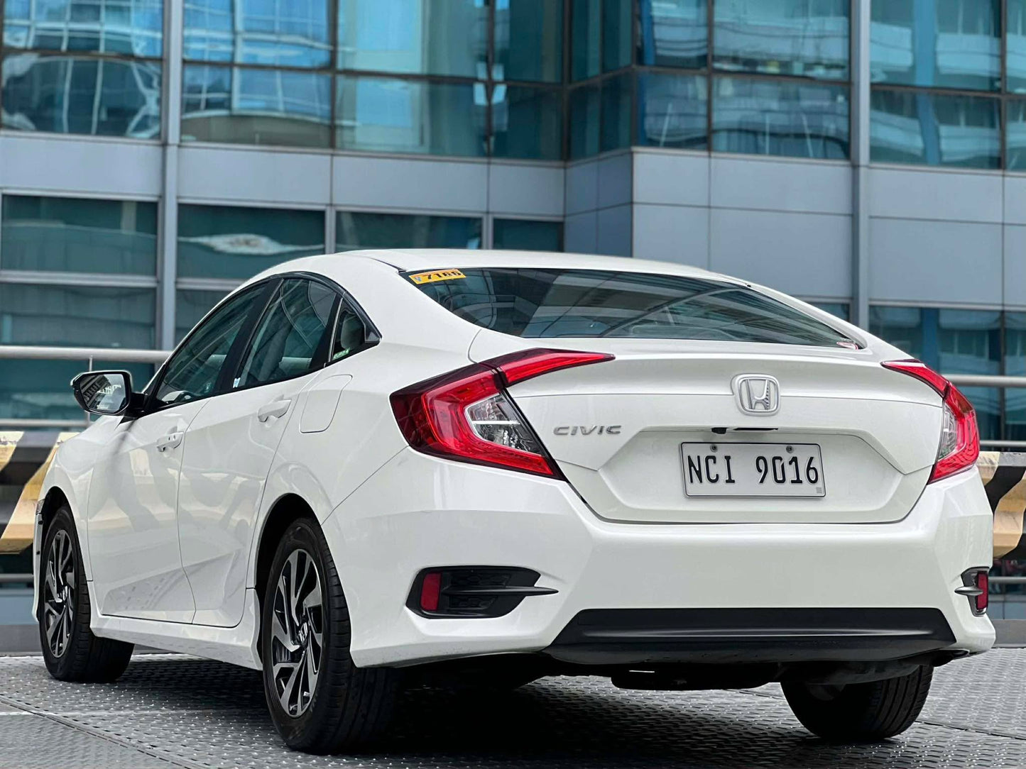 2016 Honda Civic 1.8E, Automatic, Gas
