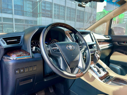 2020 Toyota Alphard 3.5, Automatic, Gas